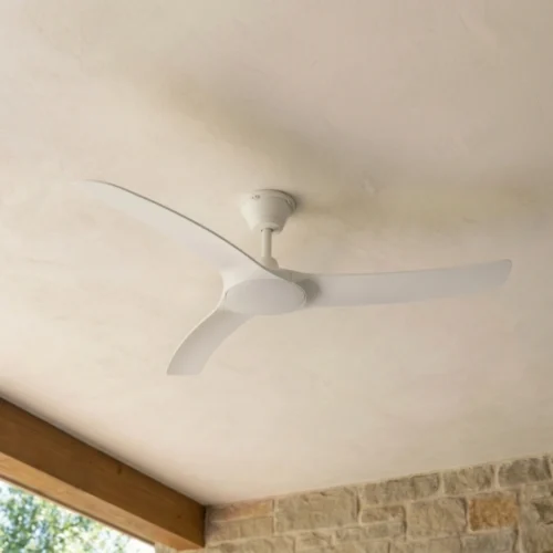 hunter-pacific-aqua-ip66-70-inch-white-no-light-close-up-insitu