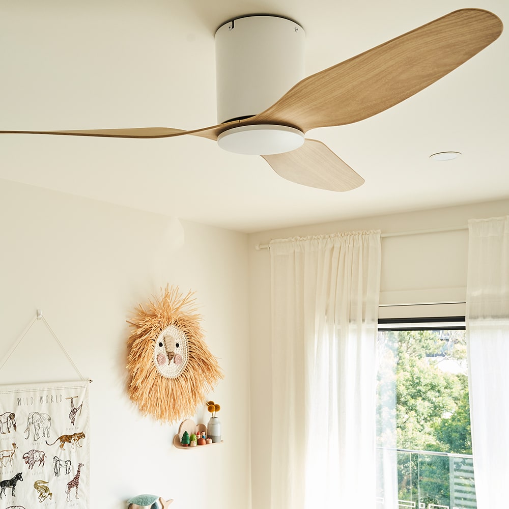 hugger ceiling fan with dc motor and remote with timber style blades