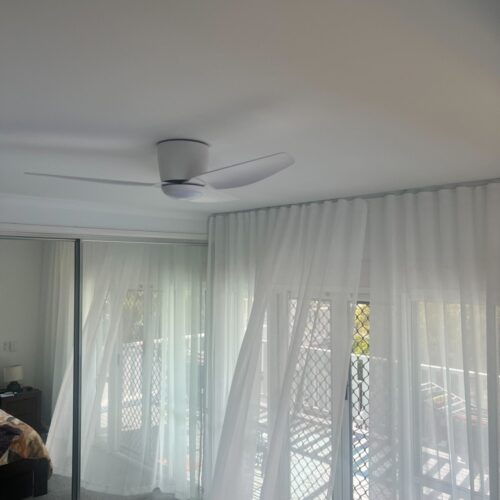 whisper low profile fan with light in bedroom
