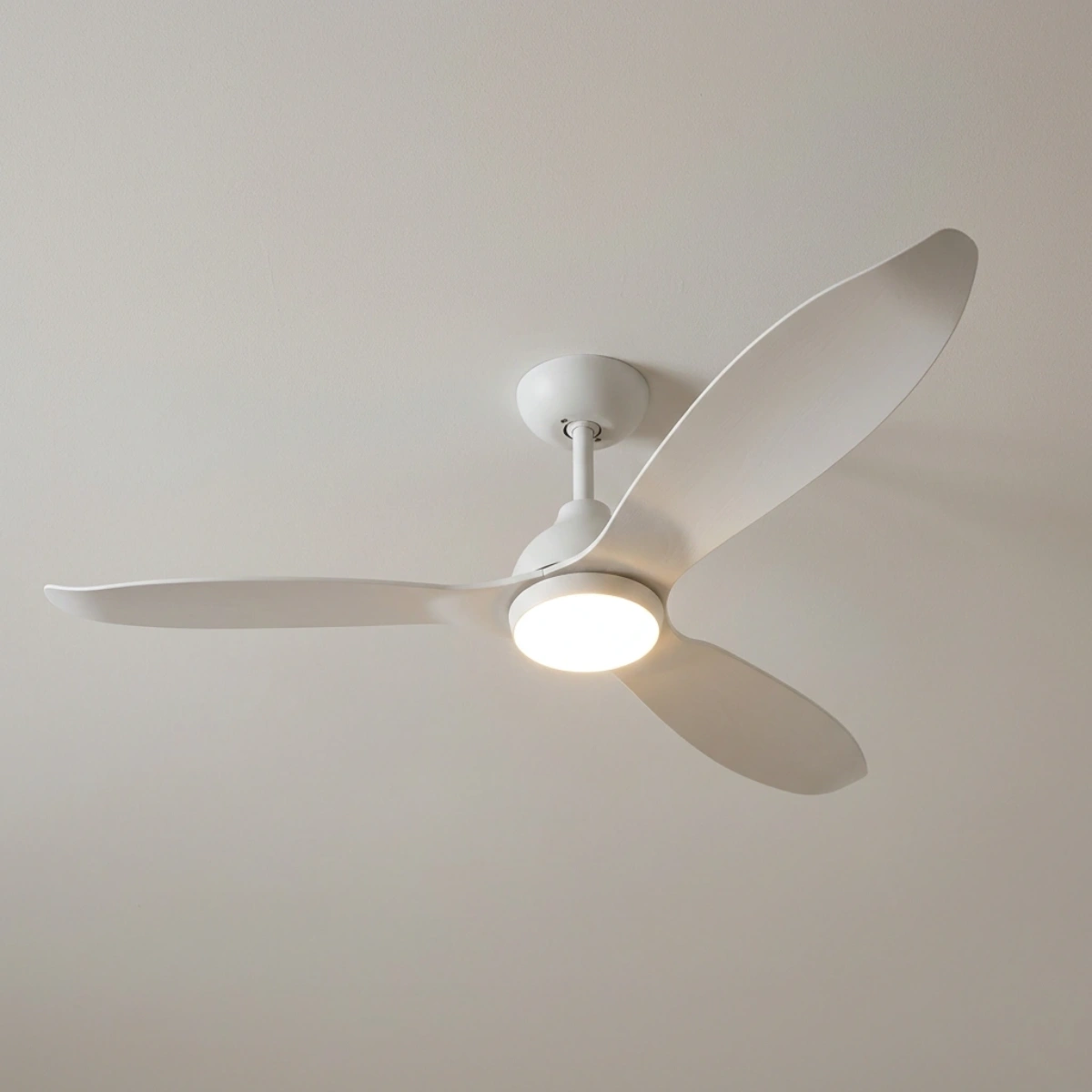 Claro Essentials Spirit Allure DC Ceiling Fan with LED Light - White 52" - Image 2