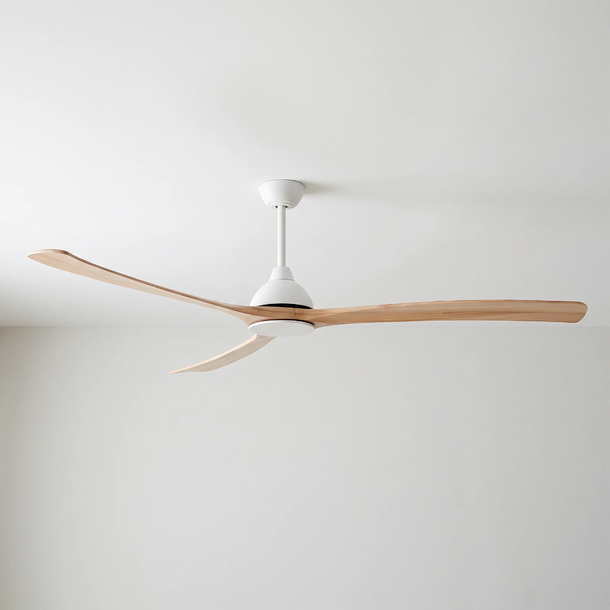 fanco-sanctuary-dc-ceiling-fan-white-with-natural-blades-86-inch-indoor